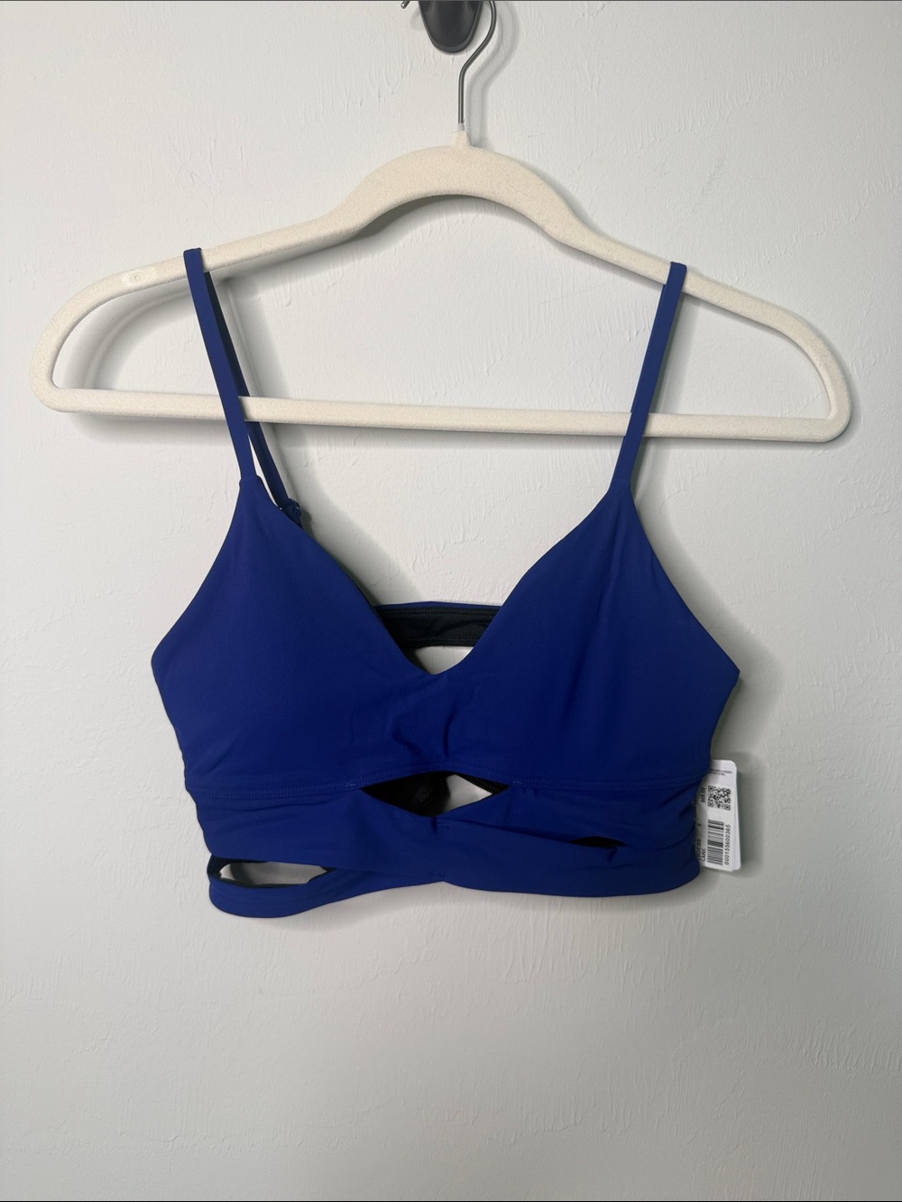 Lululemon V Neck Crossover Underband Bra